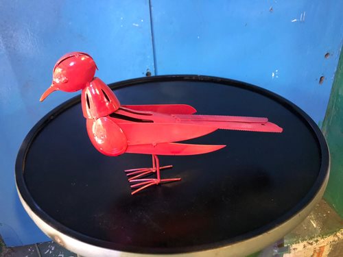 פסלון 6 ואסים בוקאעי יונה 37*22*12 ס"מ משקל 0.6 ק"ג עשוי ממזלגות מטבח